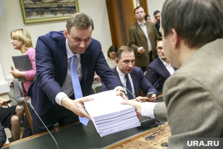 Канцлер потребовала от Москвы ответить на вопросы по Навальному