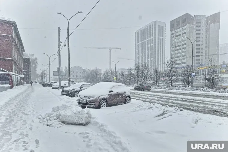 В историю метеонаблюдений апрель вошел благодаря самому сильному снегопаду в XXI веке