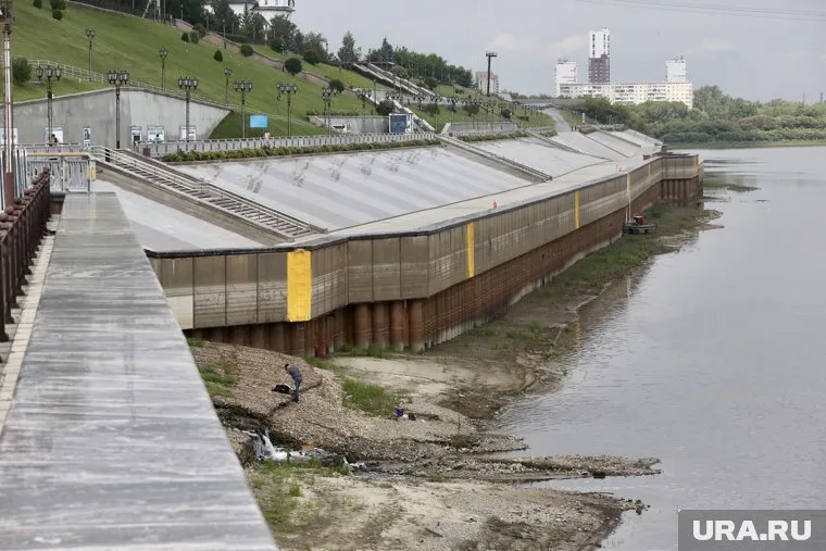 Власти не нашли подрядчика для слежки за уровнем воды в реке