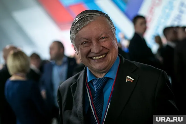 Анатолий Карпов войдет в федеральный список ЕР