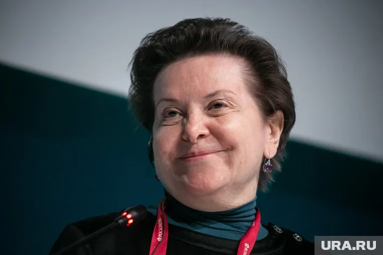 Наталья Комарова приняла участие в благотворительной акции «Елка желаний»