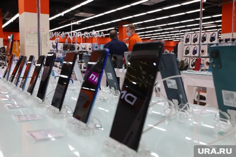 Ассортимент смартфонов в России восстановился до уровня января 2022 года