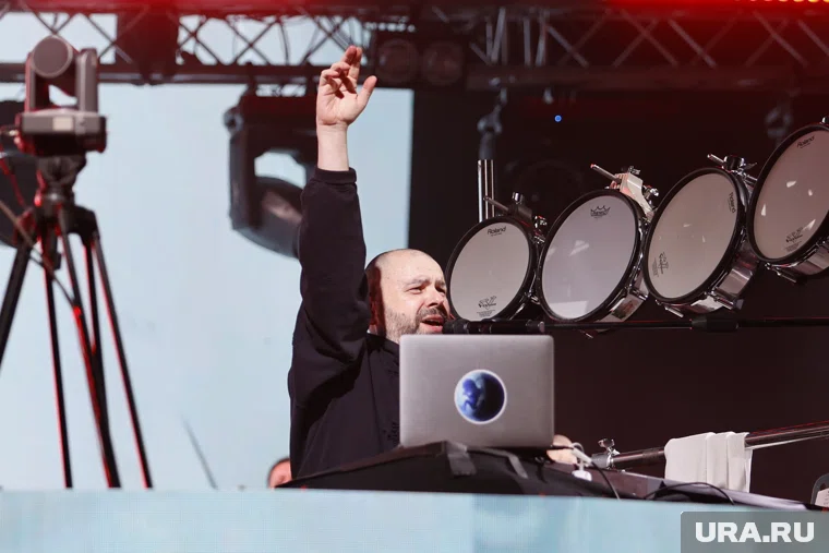 Максим Фадеев раскритиковал постановку номера Shamana на «Интервидении»