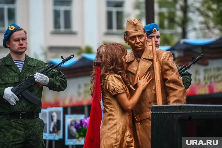 Молодежь Перми зовут поучаствовать в параде Победы (архивный снимок)