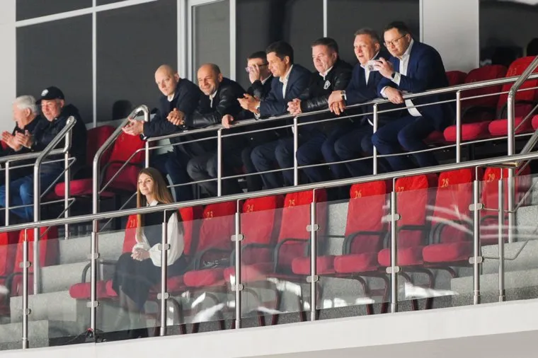 Жога трактор