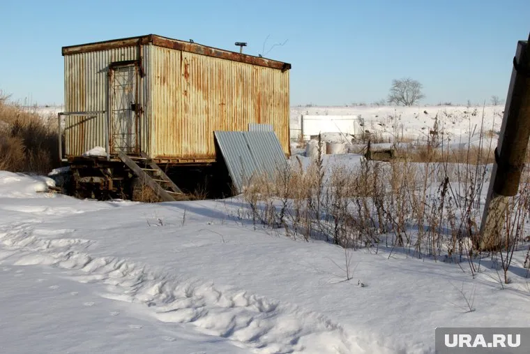Мэрия Тарко-Сале первоначально отказала в помощи в переселении из вагончика