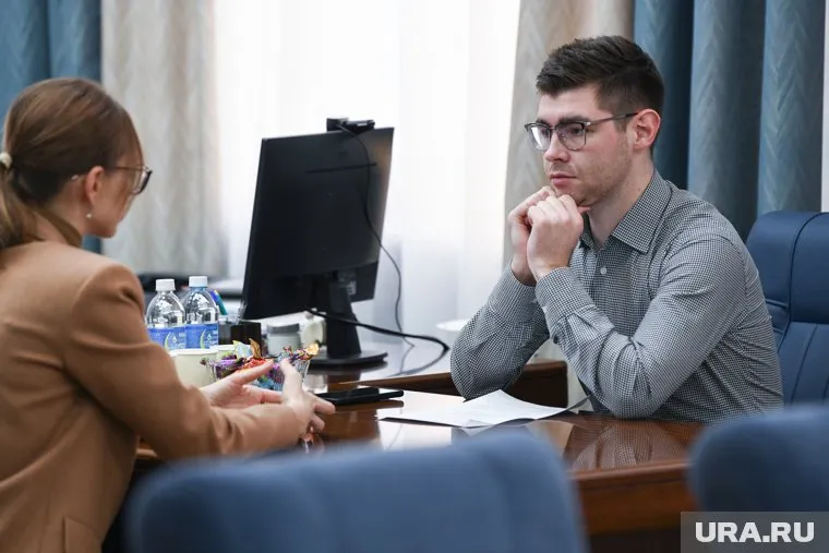 Дениса Аллаярова обвиняют в даче взятки