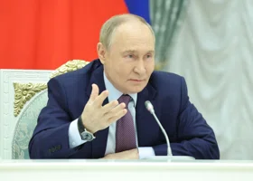 Путин хочет исправить главную ошибку 90-х
