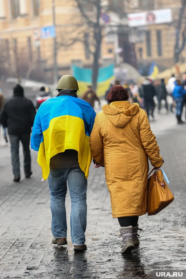 По словам Андрея Ермолаева, на территории Украины формируются организации, способные разорить страну