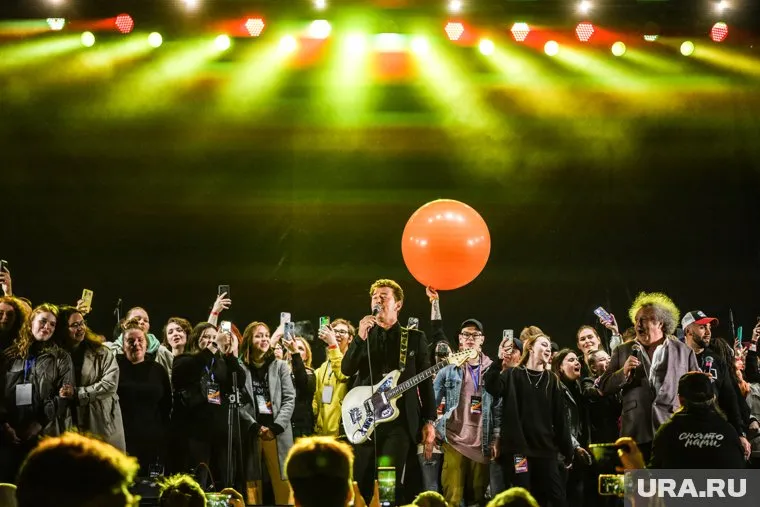 Команда «Ночи музыки» планирует вернуть сцену на Октябрьскую площадь ради финальной акции