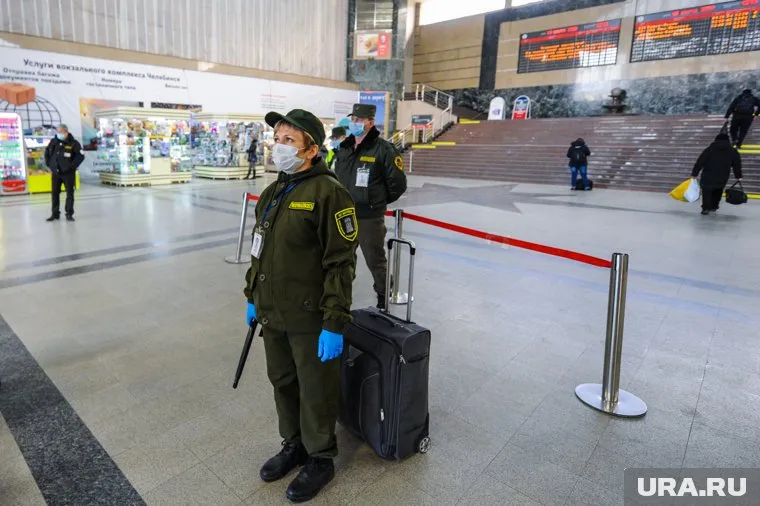 Пассажиров будут оповещать на вокзалах и в аэропортах