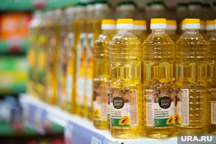 Решетников заявил, что с ростом доходов растет и спрос граждан, что также сказывается на ценах в магазинах