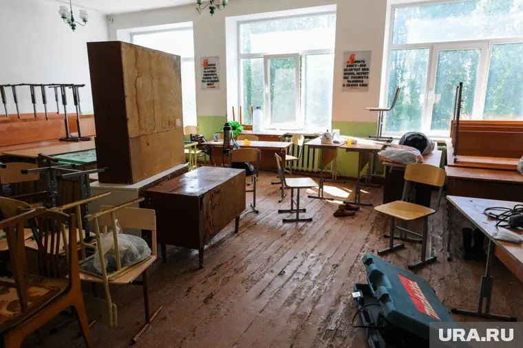 Ученики 45 школ, в которых проводится капремонт, будут учиться в других помещениях (фото из архива)