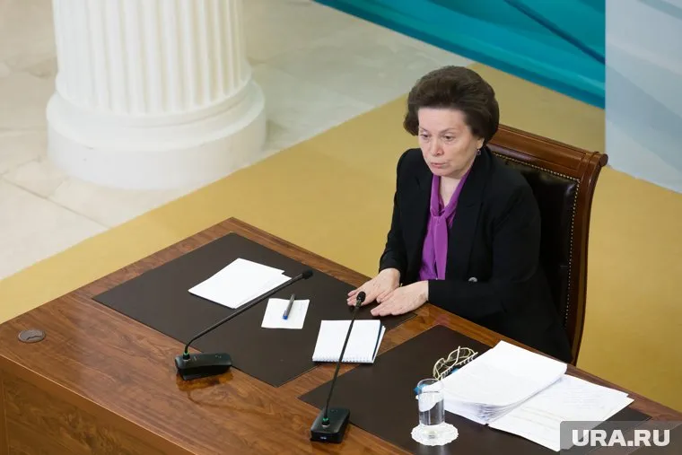 Комарова призналась, что в любой момент готова покинуть должность