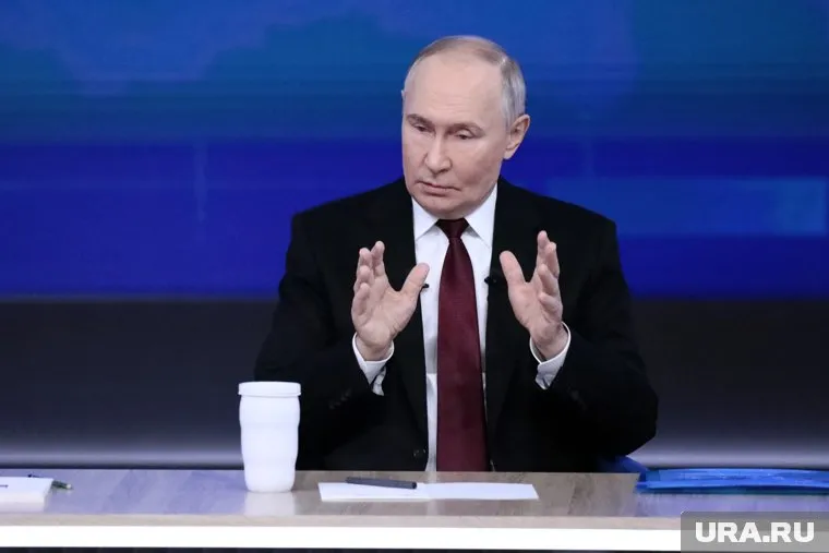 Письмо к Путину с просьбой о поддержке написано премьер-министром Абхазии, пишет Life.ru