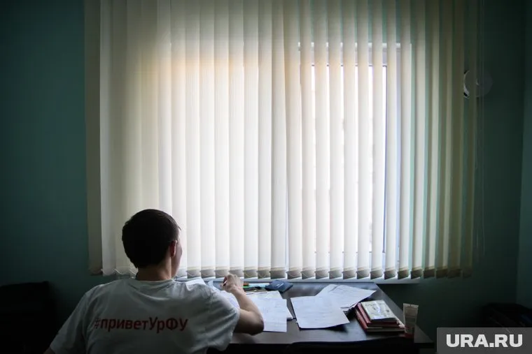 Филиал фонда «Защитники Отечества» помог сыну погибшего ямальца с поступлением в вуз