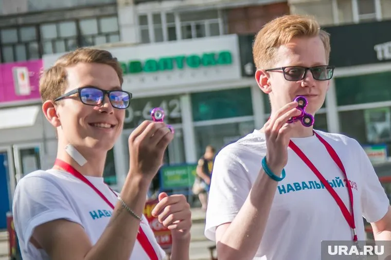 Оппозиционер Алексей Навальный начал свой предвыборный тур по городам России