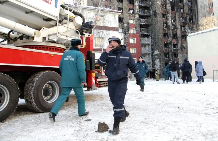 Пожар в общежитие пр.Ткацкий. Тюмень.