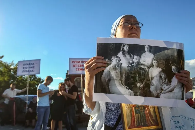 Митинг против фильма Алексея Учителя "Матильда". Тюмень, протест матильда