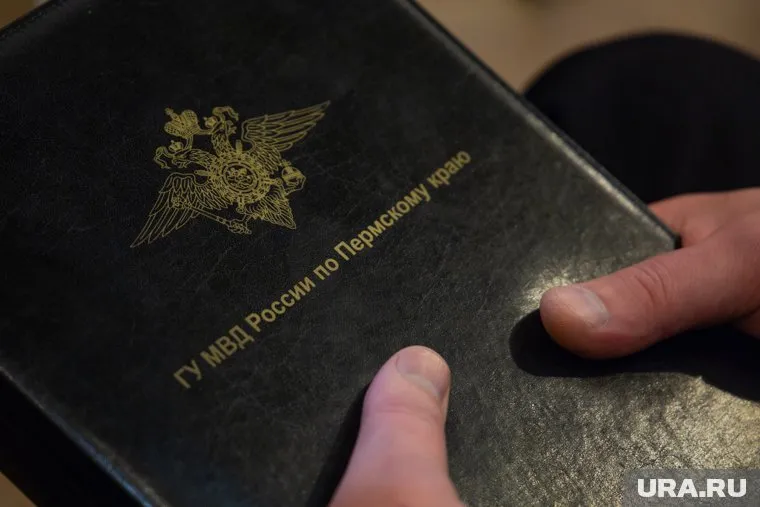 Источник: новому руководителю ГУ МВД по Пермскому краю передадут компромат на бывших чиновников