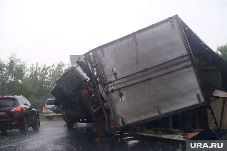 В аварии с грузовиком пострадала жительница Сухого Лога