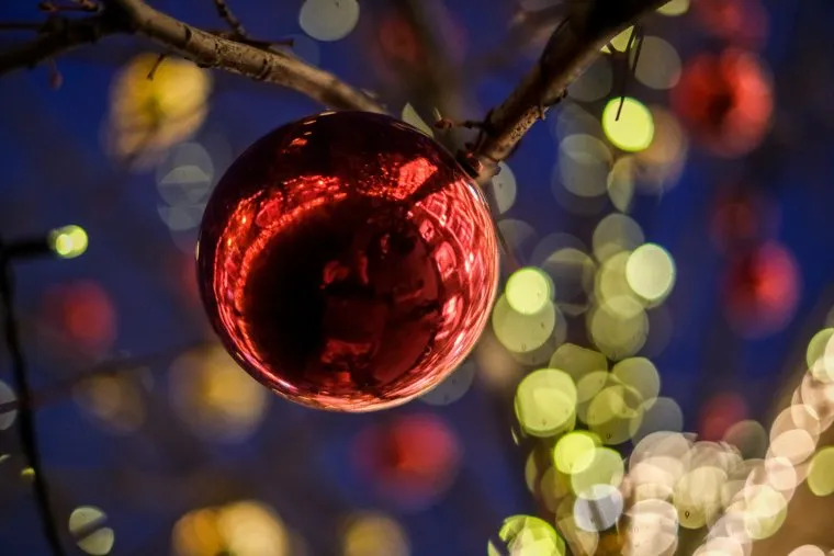 Новогодние украшение города. Москва