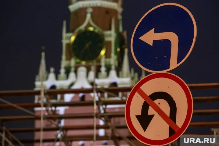 В Кремле объяснили, кого именно защищает закон об оскорблении символов власти