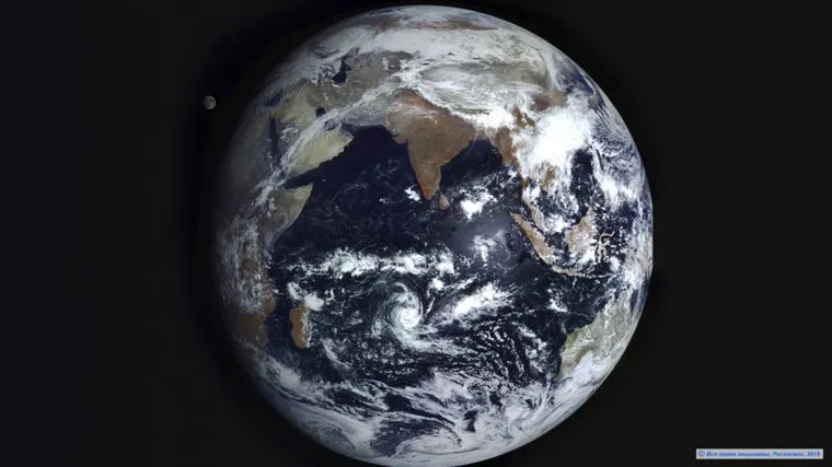 Астероид пролетит на расстоянии одной орбиты до земли