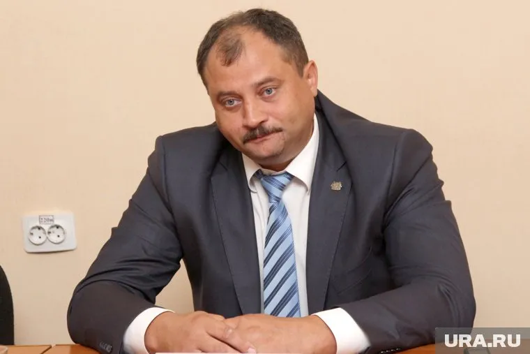 В числе прочего Сергею Руденко посоветовали завести аккаунты в социальных сетях