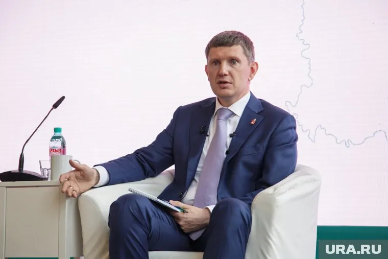 Максим Решетников предупредил о поэтапном выходе из кризиса