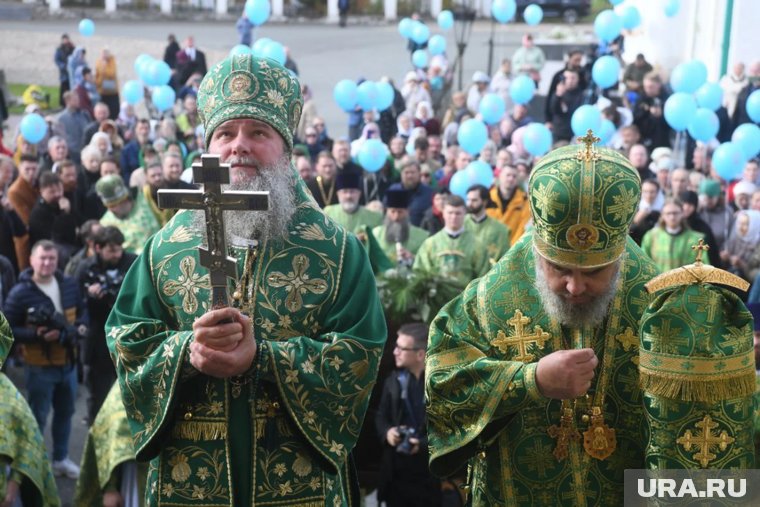 Тысячи паломников собрались в Верхотурье ради праздника в честь Симеона Верхотурского. Фото
