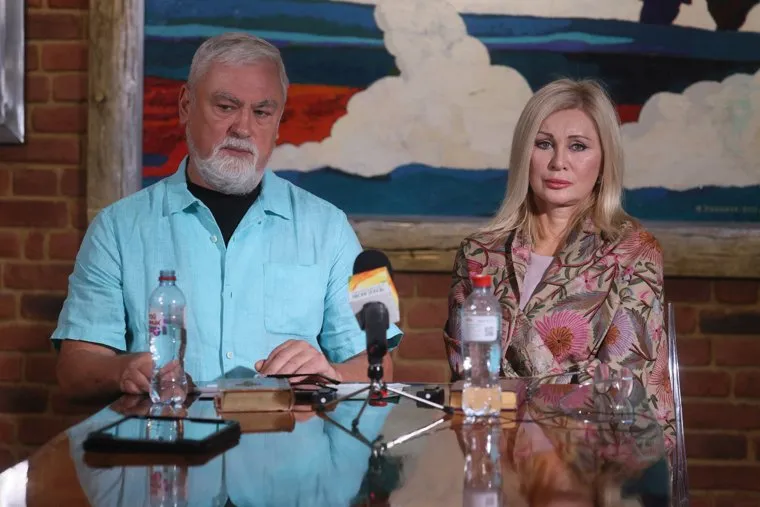 Супруги не могли остаться в стороне от подвига наших героев