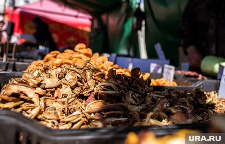 Привозить сухофрукты в ХМАО из Азербайджана и Таджикистана в багаже запрещено