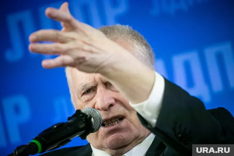 По мнению лидера ЛДПР, левые партии нужны для создания видимости демократии