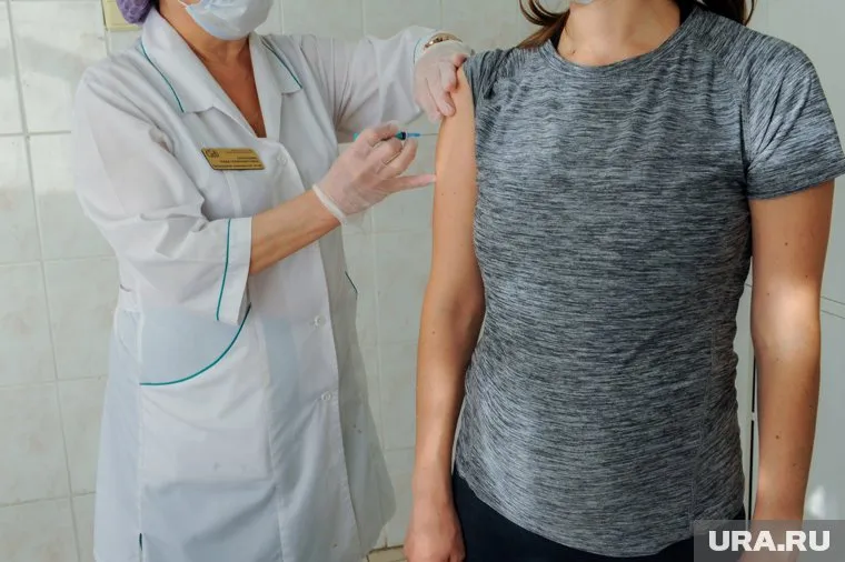 В национальный календарь попали десятки прививок, в том числе от коронавируса