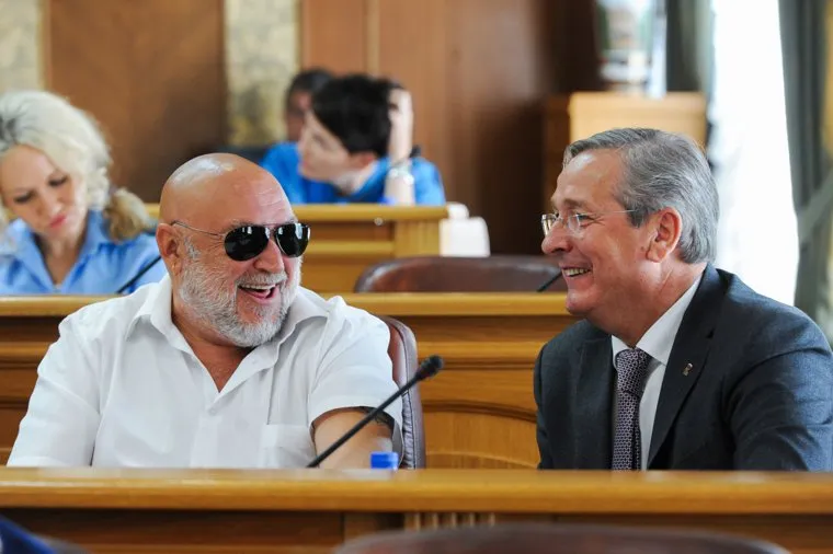 Заседание Законодательного собрания Челябинской области. Челябинск, гончаров александр, горнов владимир