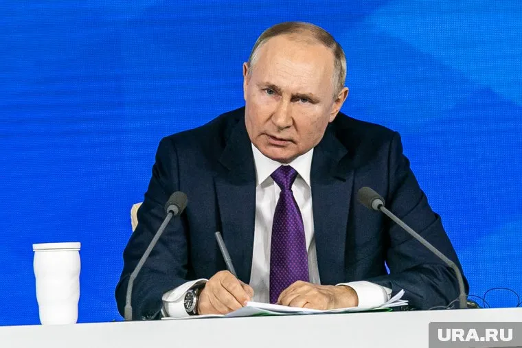 Инициатива о признании ЛНР и ДНР не будет приниматься в расчет, заявил глава МИД Франции