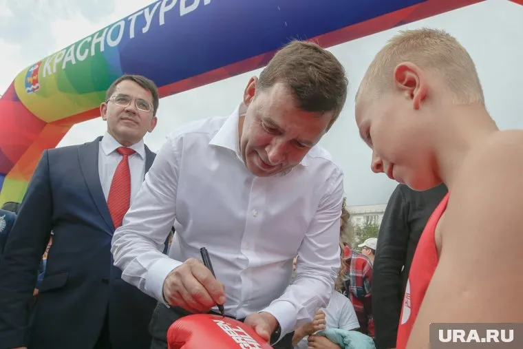 Евгений Куйвашев на севере области почувствовал себя настоящей звездой