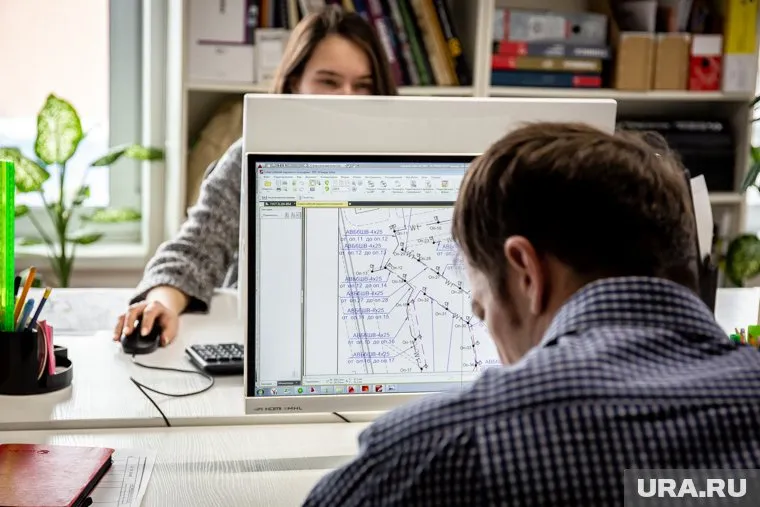 Только 13% россиян никак не наказывают на работе