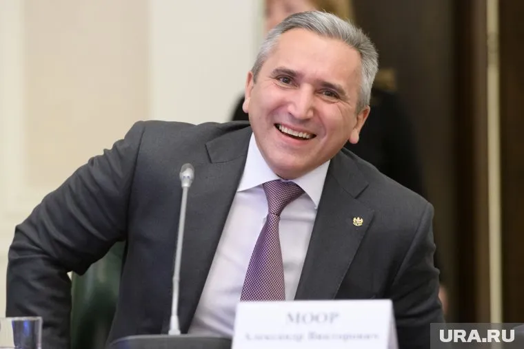 Александра Моора попросили устроить новогодний подарок для жителей области