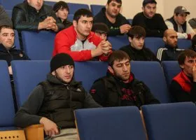 В ХМАО заработали «комнаты мира» для мигрантов