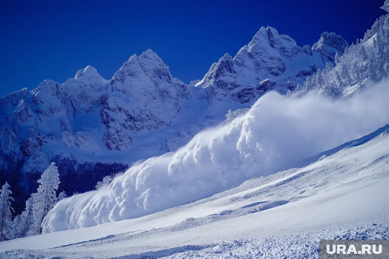 Сход лавины на Камчатке унес жизнь человека