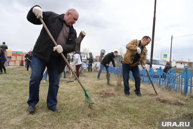 Власти организовали конкурс среди участников субботников (архивное фото)