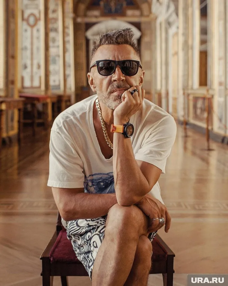 Шнуров позитивно оценил творчество Лизы Монеточки