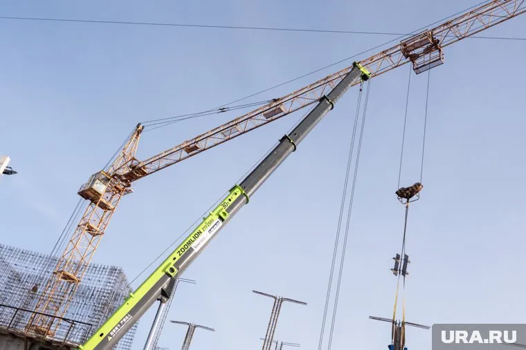 Инцидент с краном произошел 11 апреля