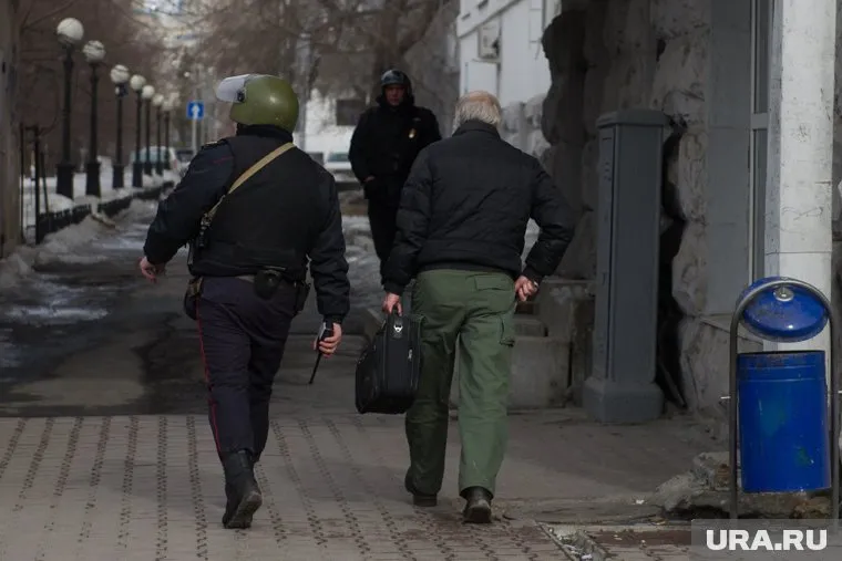 Власти РФ уже обсуждают эвакуацию российских граждан их Казахстана