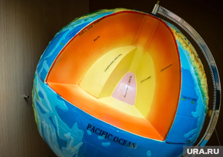 Геомагнитные бури вызваны выбросами плазмы из-за вспышек на Солнце несколько дней назад