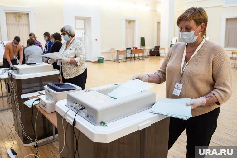 ЦИК рассказал, сколько россиян и в каких регионах пришли голосовать по Конституции