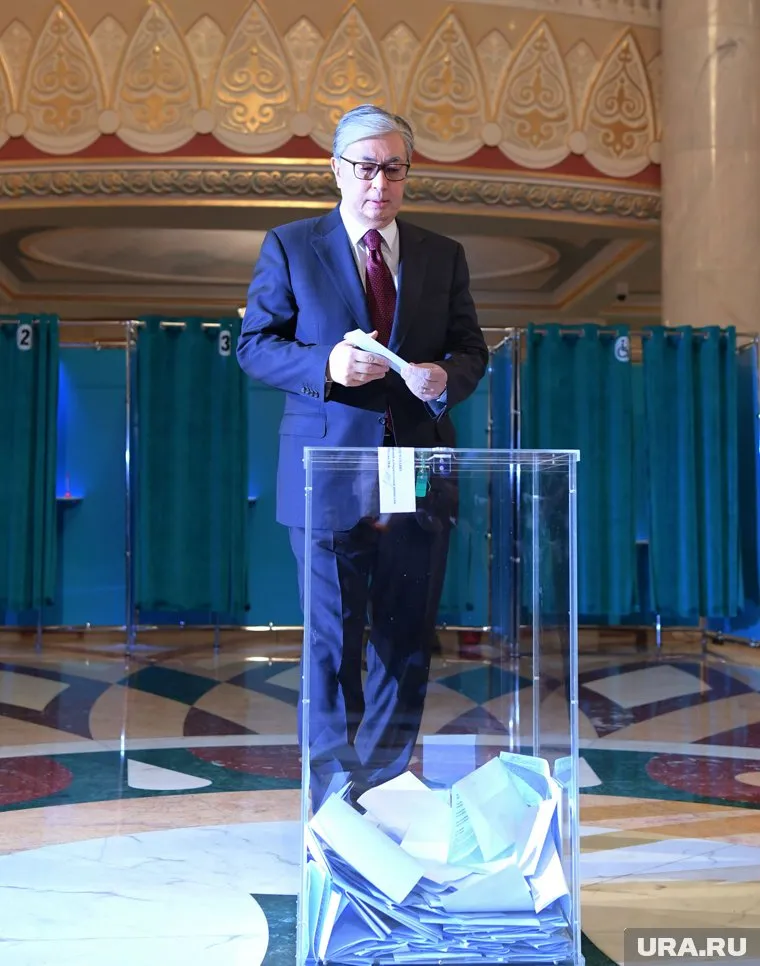 Токаев предлагает разрешить президенту занимать пост только один срок на 7 лет