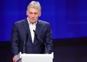 Песков: прямых включений во время общения Путина с народом не будет